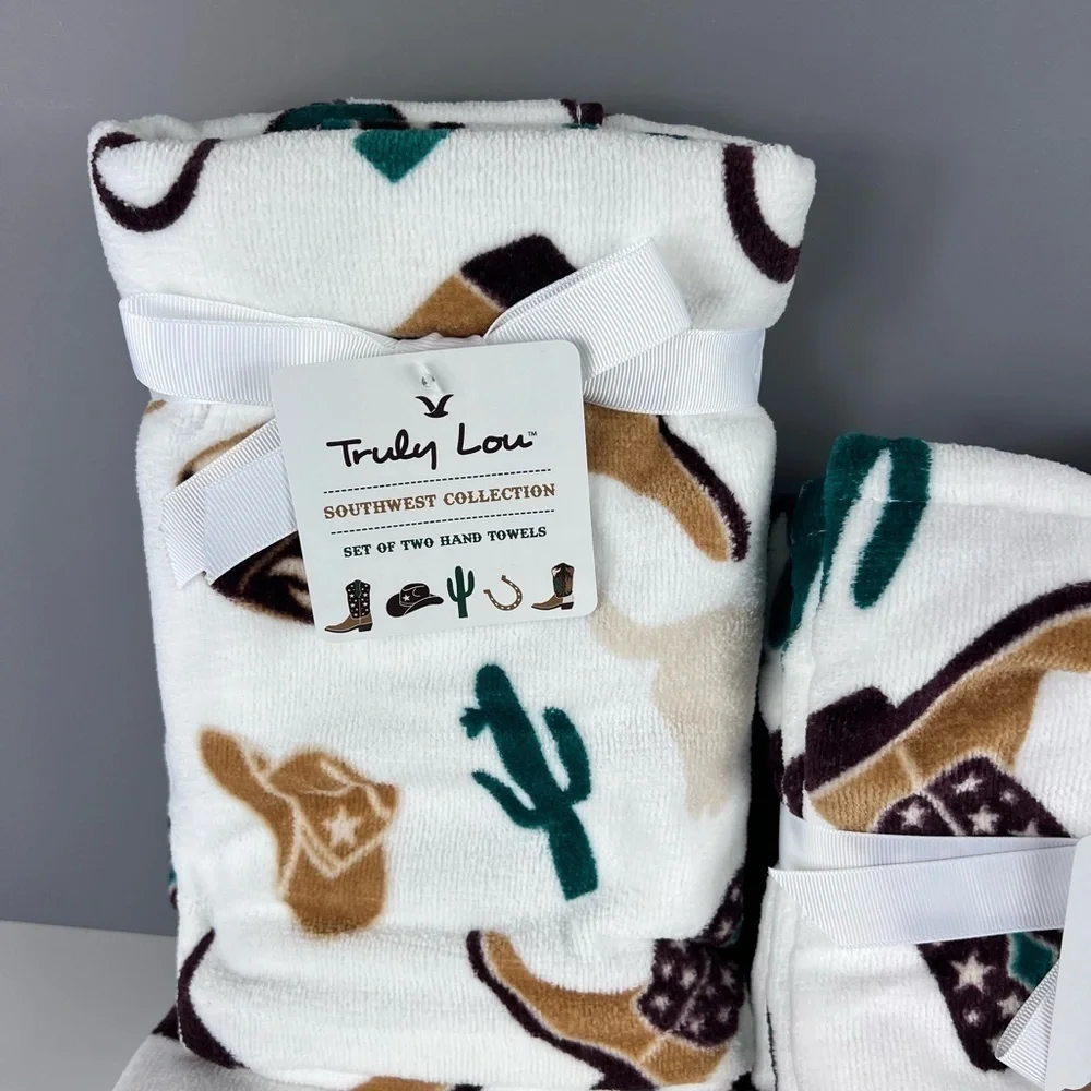 Truly Lou Southwest Collection - 8 Piece Bath Towel Set Cowboy Boots Hat NEW